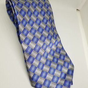 Mens Perry Ellis 100% Silk Blue Tie